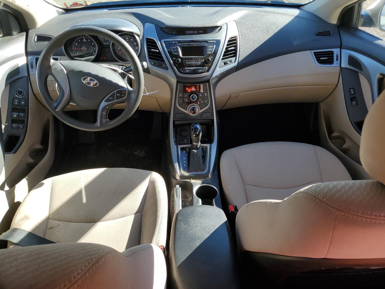 2016 HYUNDAI ELANTRA