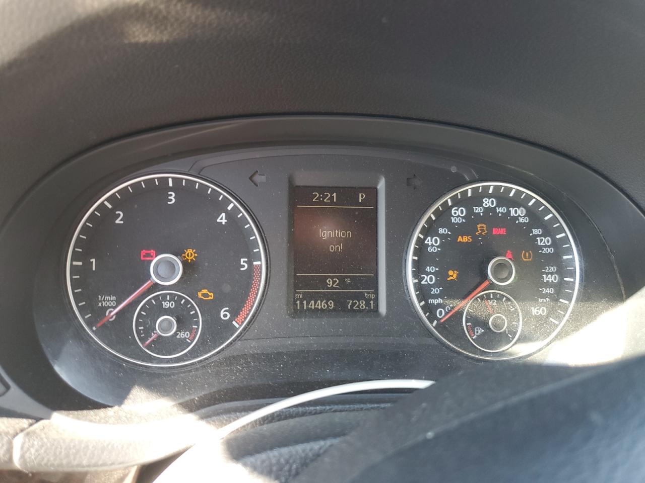 2015 VOLKSWAGEN Passat