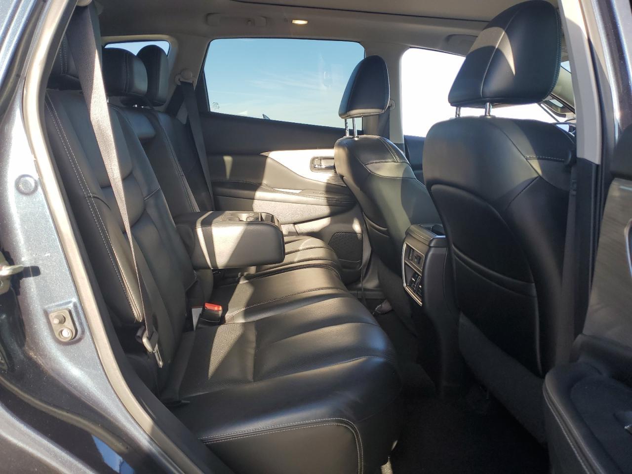 2016 NISSAN MURANO