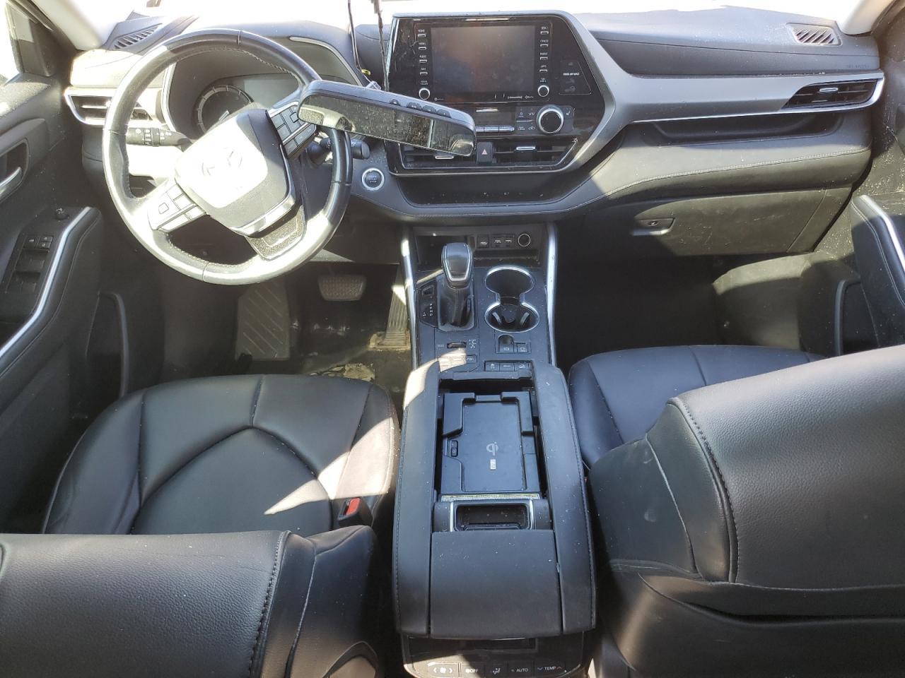 2021 TOYOTA HIGHLANDER
