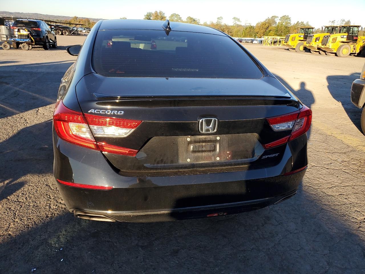 2018 HONDA ACCORD