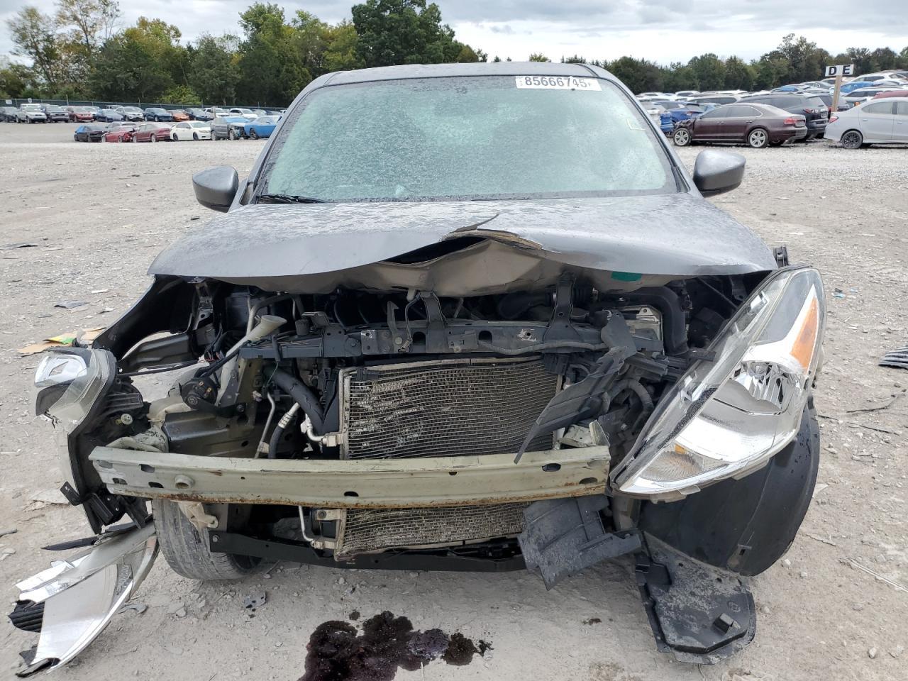 2019 NISSAN VERSA