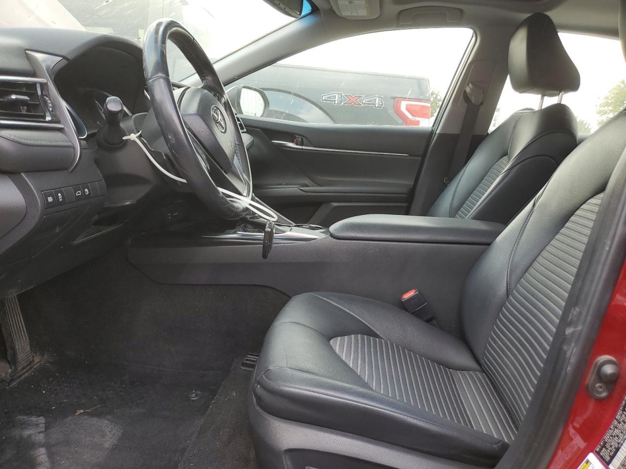 2018 TOYOTA CAMRY