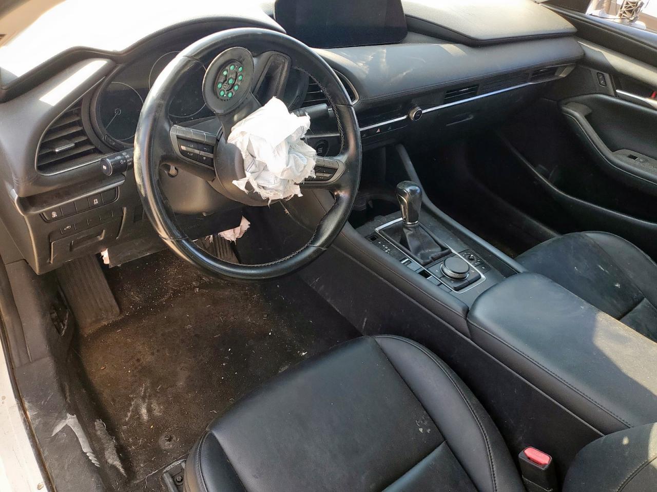2021 MAZDA 3