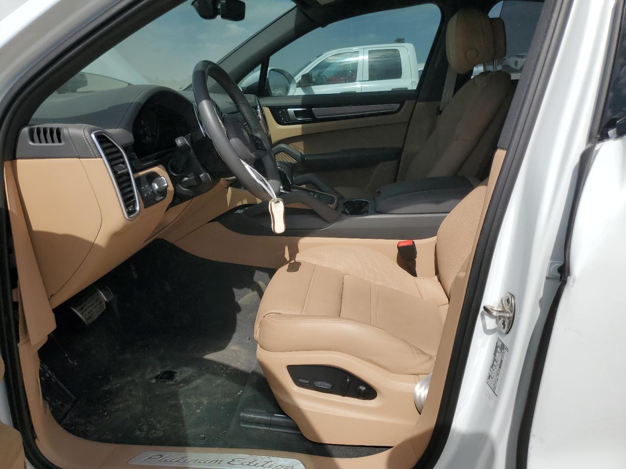 2023 PORSCHE CAYENNE