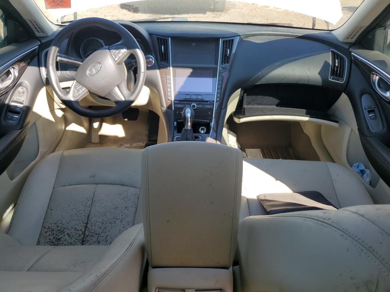 2016 INFINITI Q50