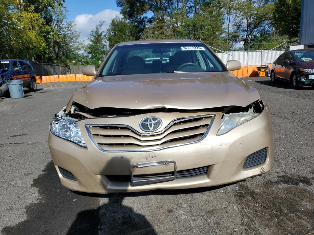 2010 TOYOTA CAMRY