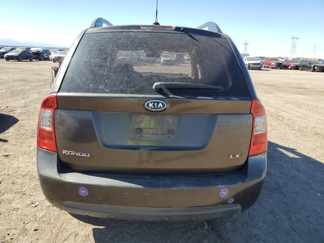 2009 KIA RONDO