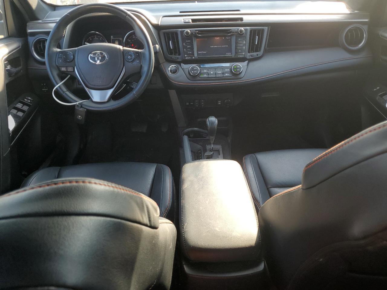 2016 TOYOTA RAV4