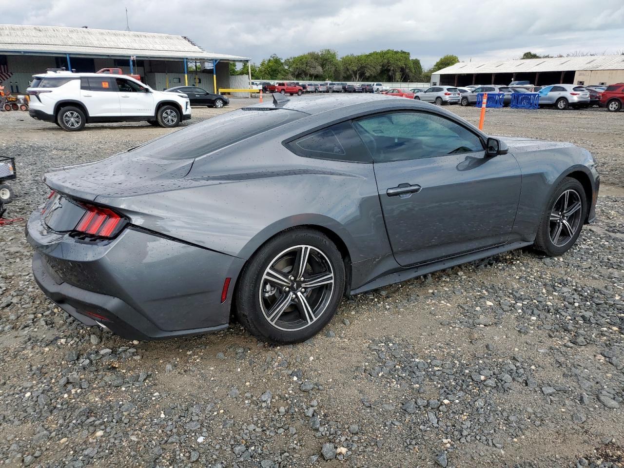 2025 FORD MUSTANG