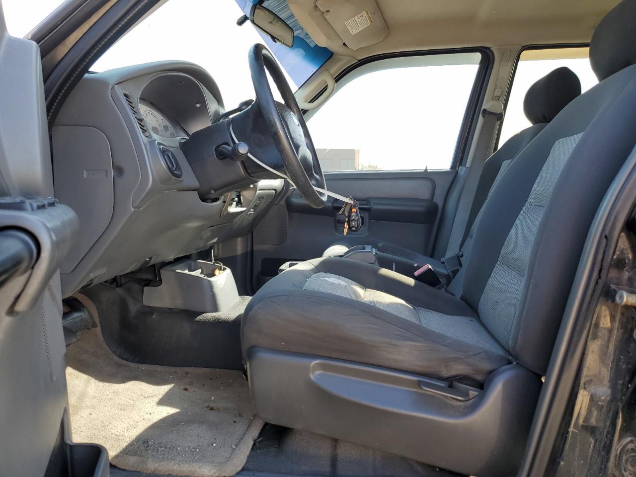 2004 FORD Explorer Sport Trac
