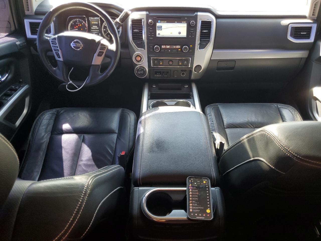 2016 NISSAN Titan