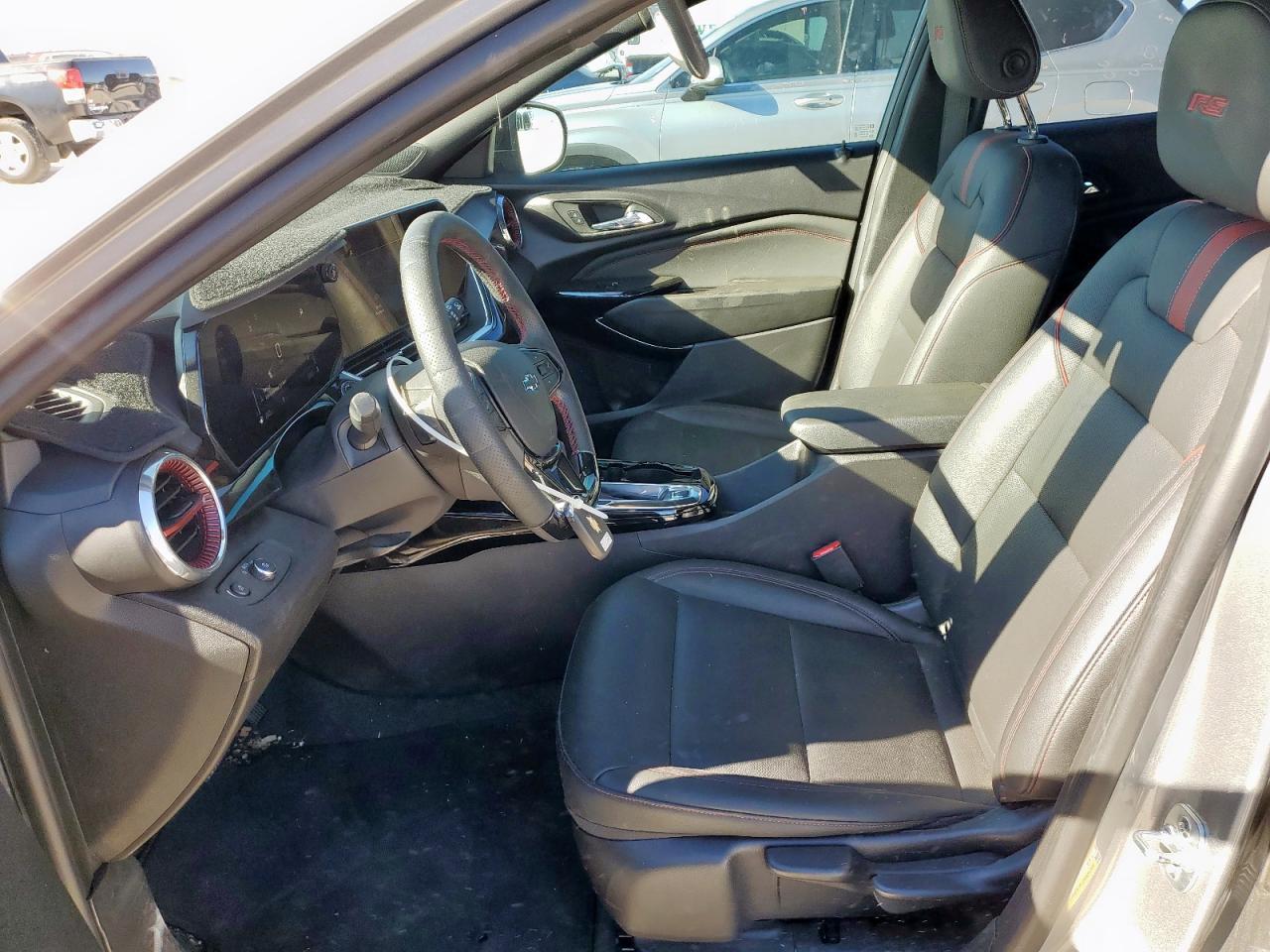 2025 CHEVROLET TRAX