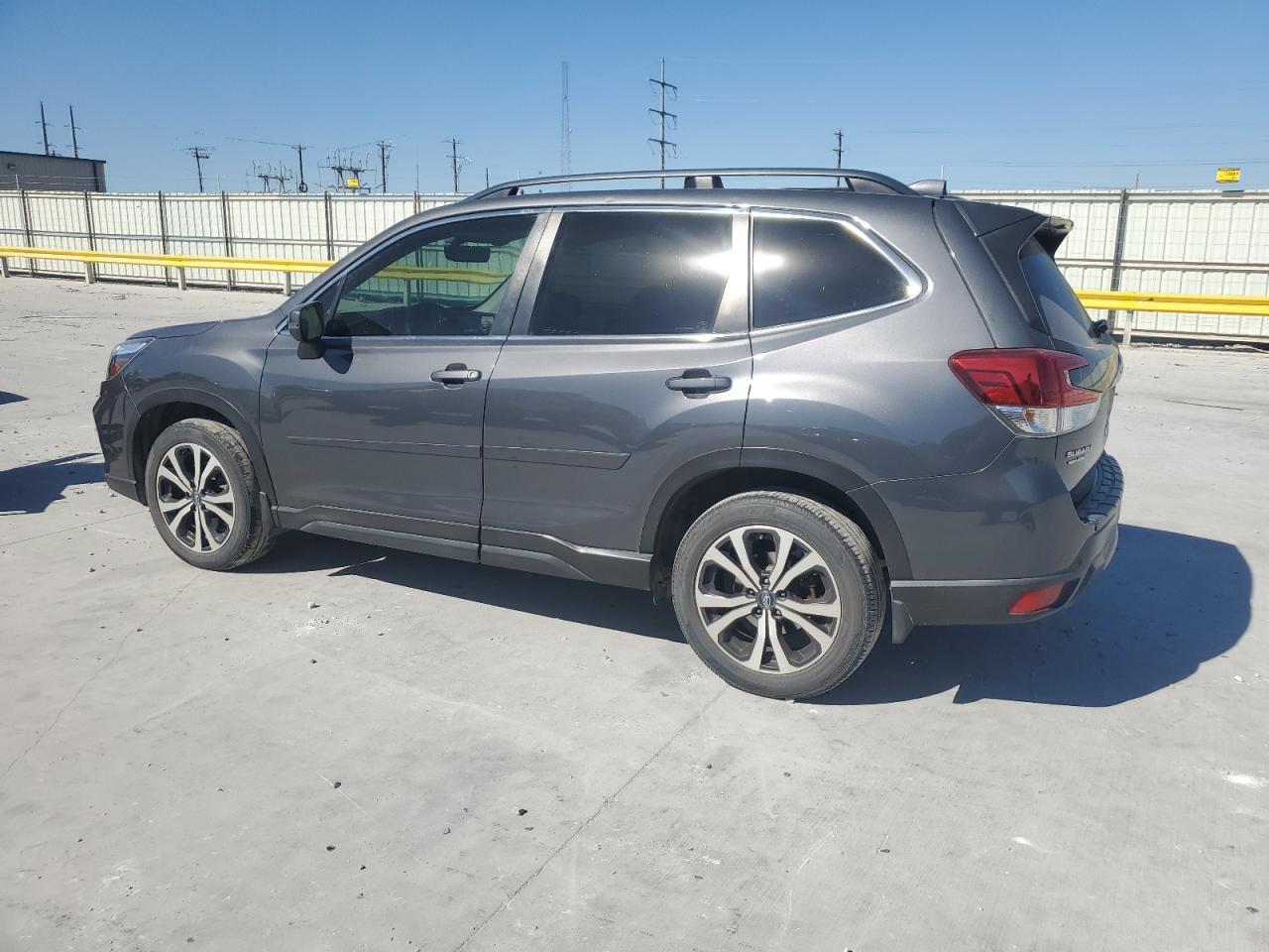 2021 SUBARU FORESTER