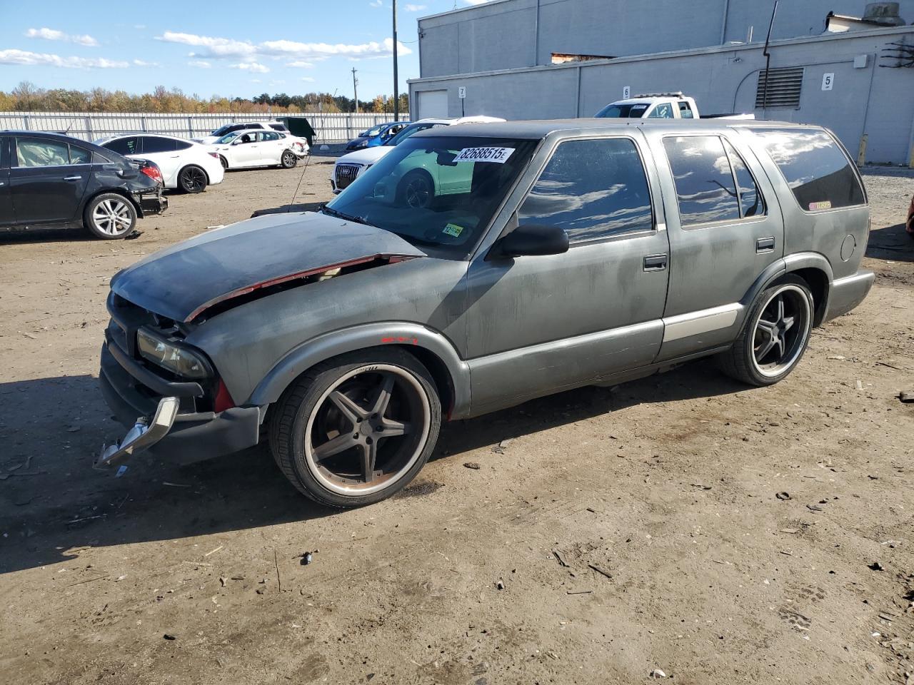 2001 CHEVROLET BLAZER