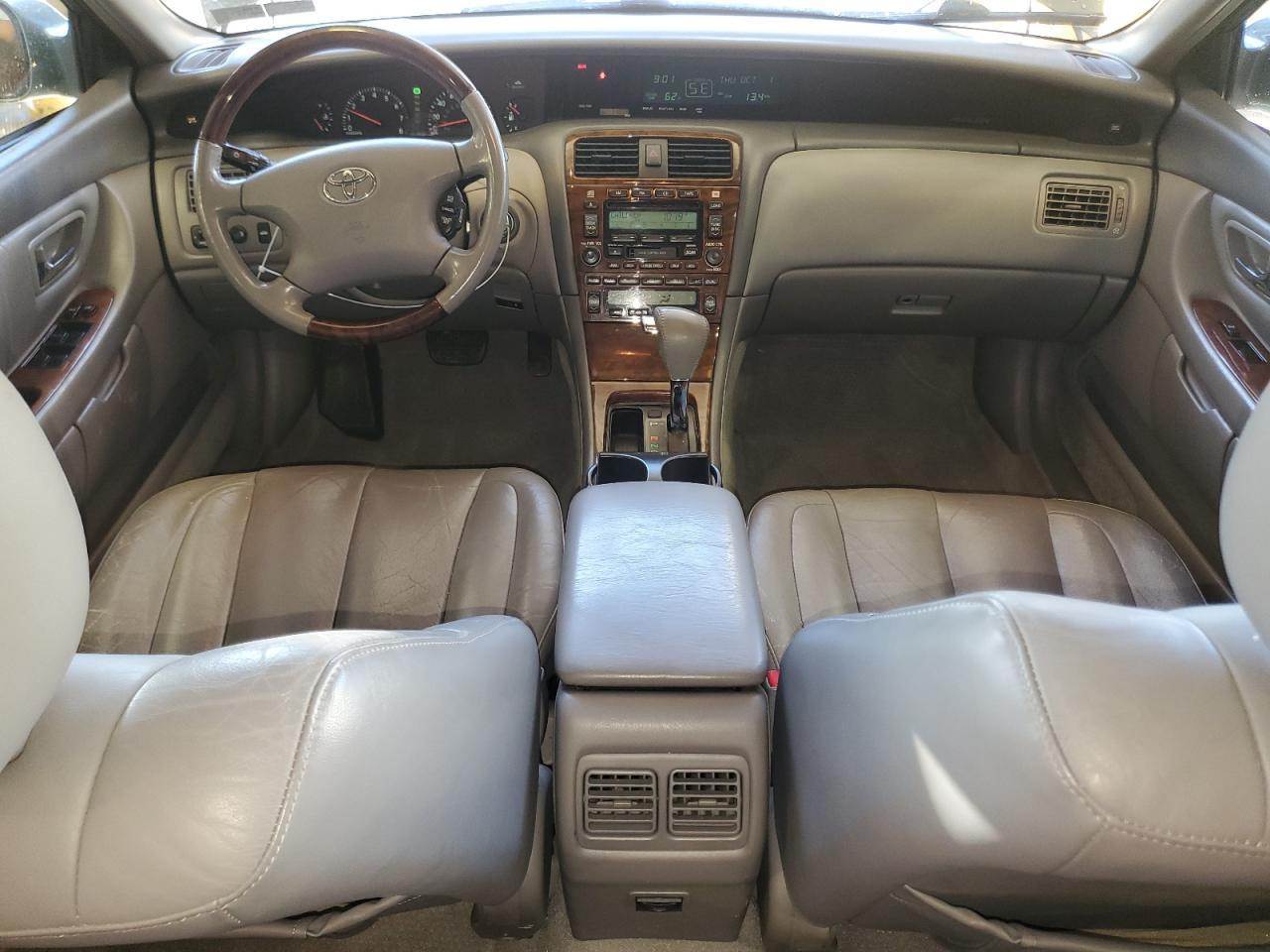 2003 TOYOTA Avalon