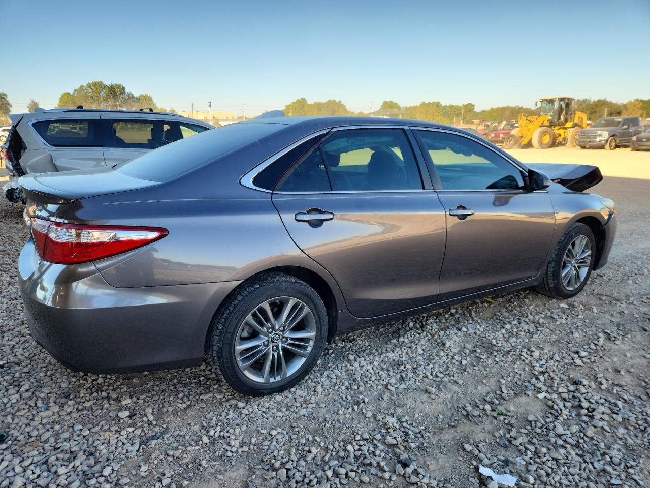2017 TOYOTA CAMRY