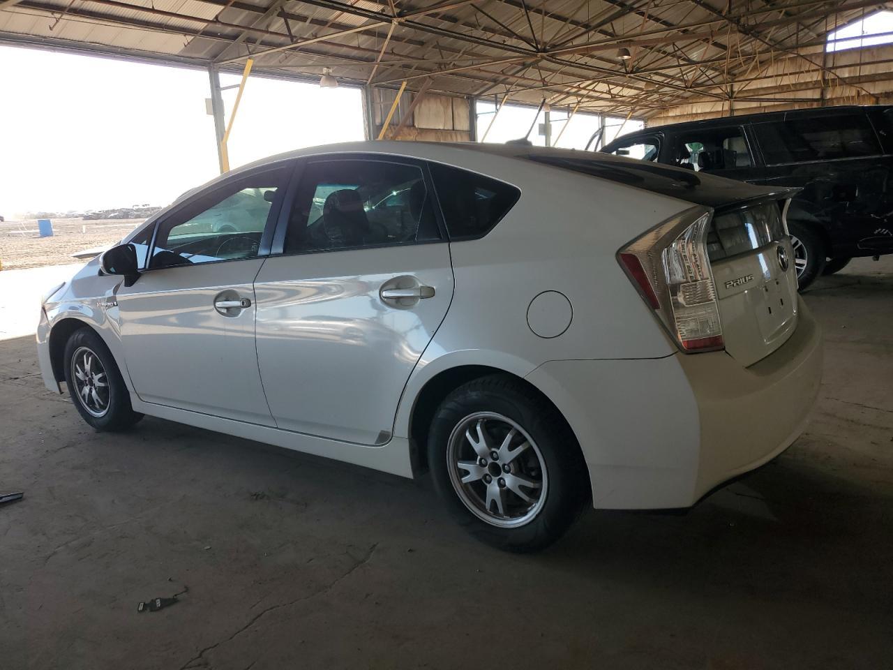 2011 TOYOTA PRIUS