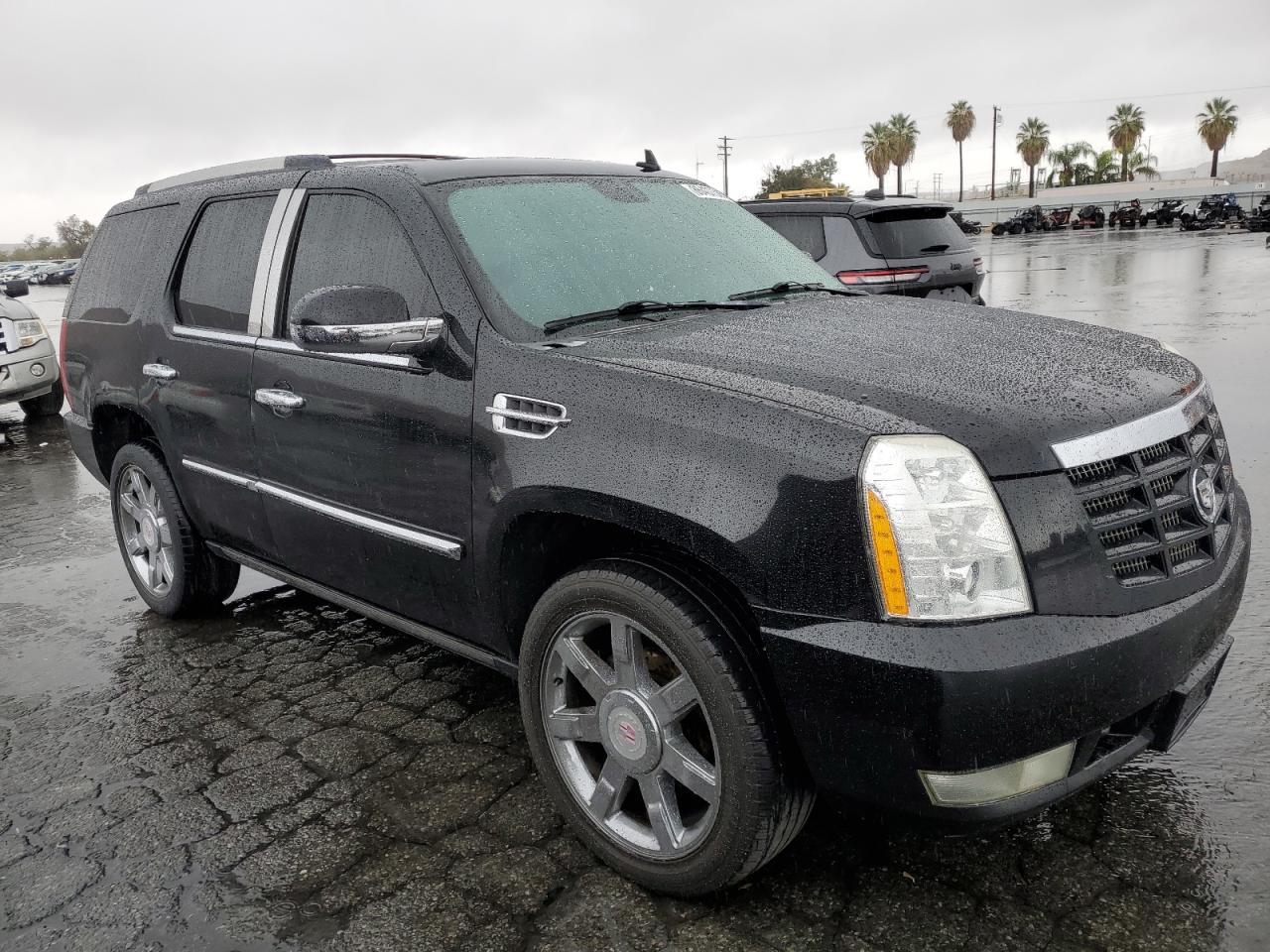 2011 CADILLAC ESCALADE