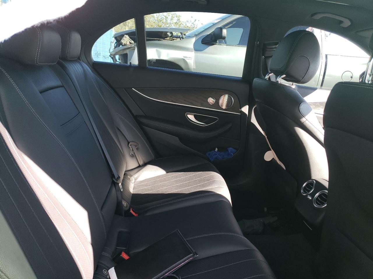 2022 MERCEDES-BENZ E-Class