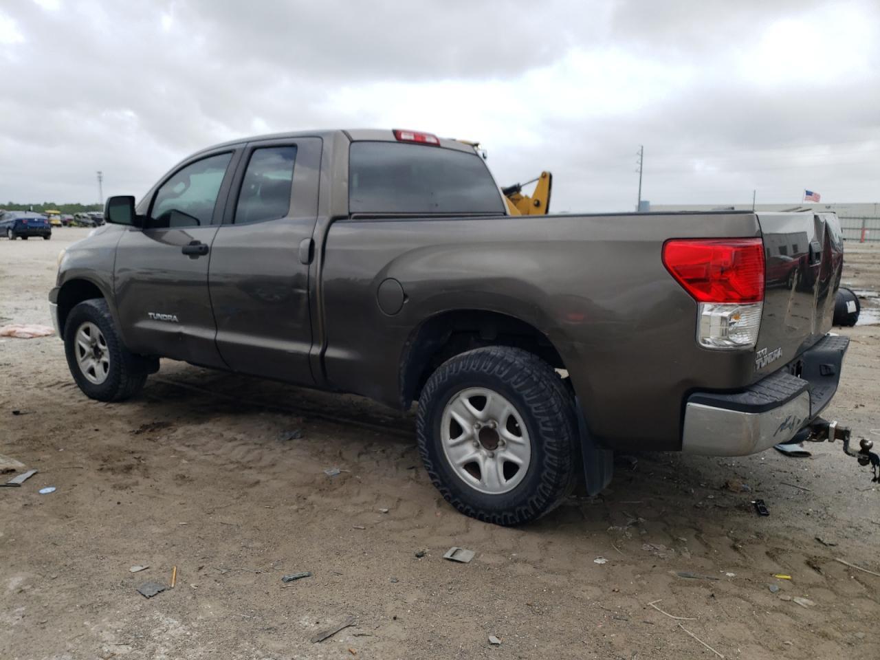 2011 TOYOTA TUNDRA