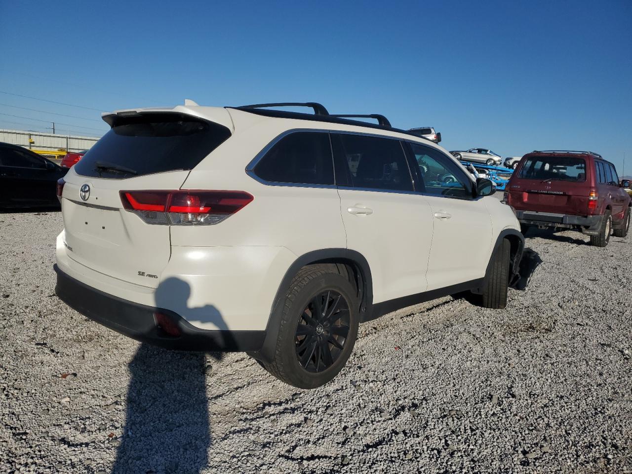 2019 TOYOTA HIGHLANDER