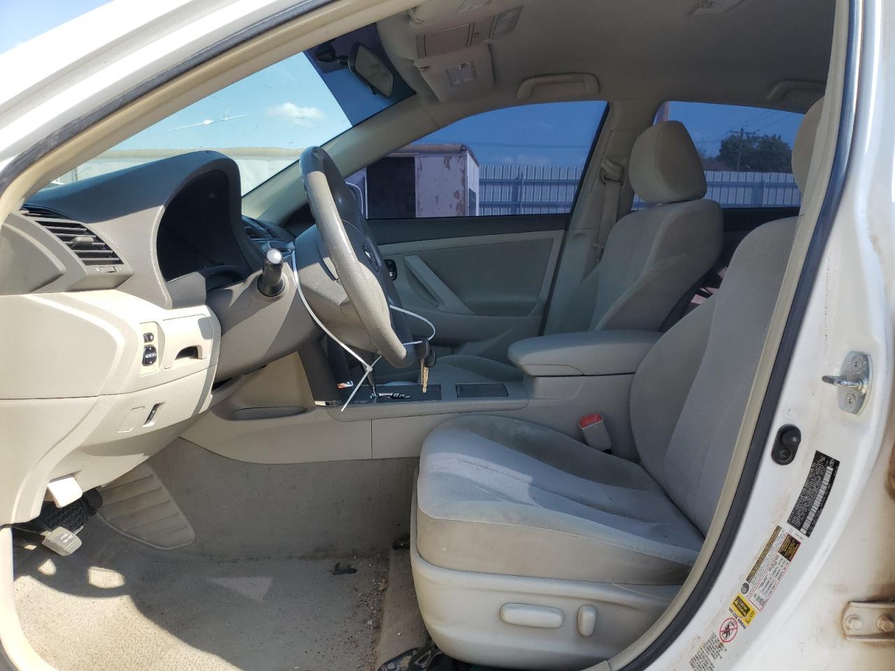 2010 TOYOTA CAMRY