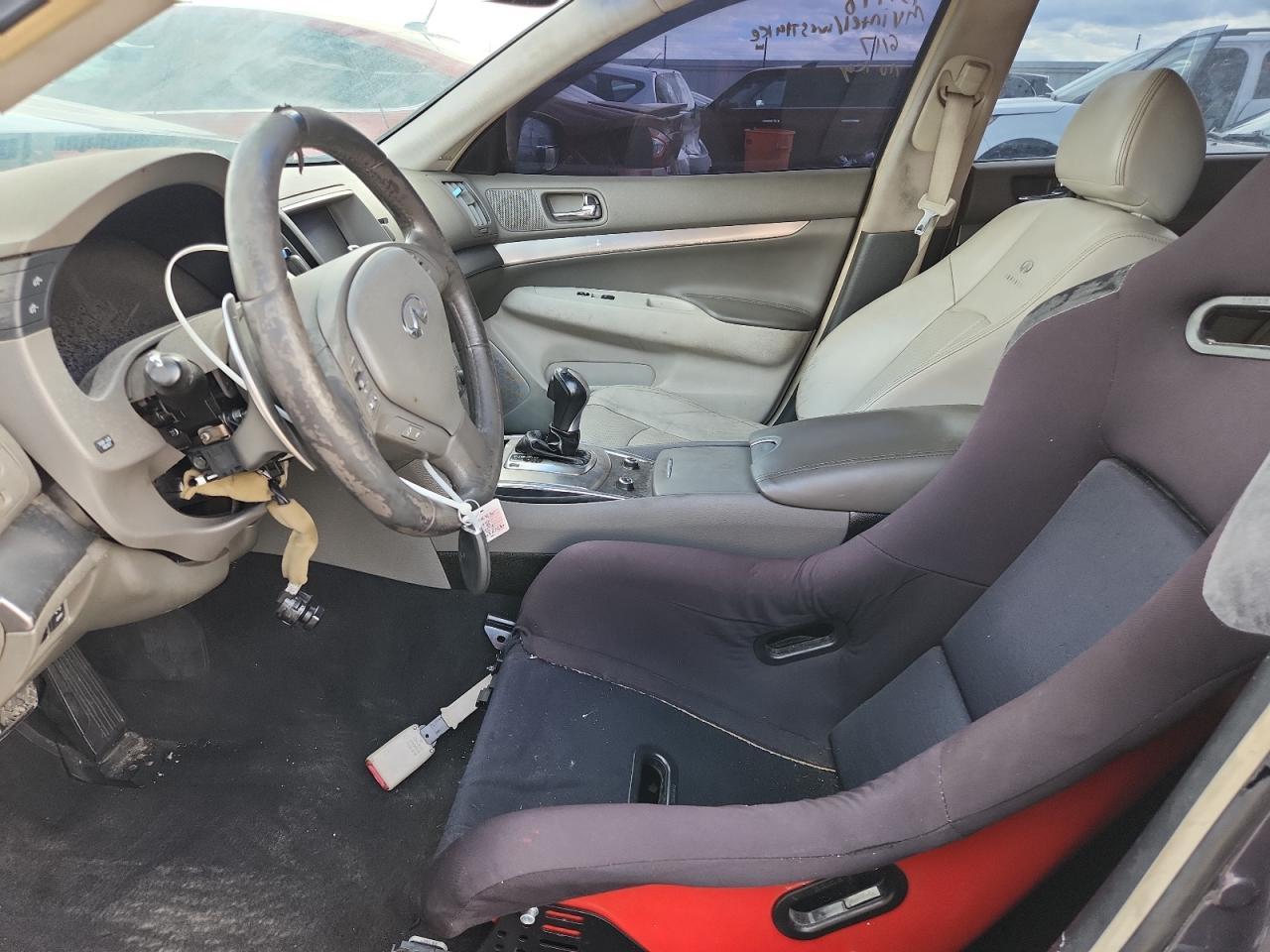 2012 INFINITI G37