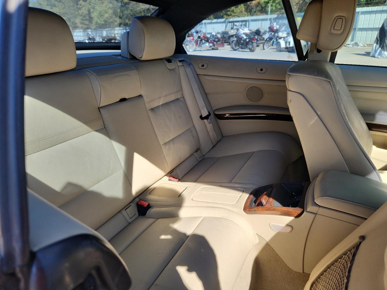2012 BMW 3 SERIES