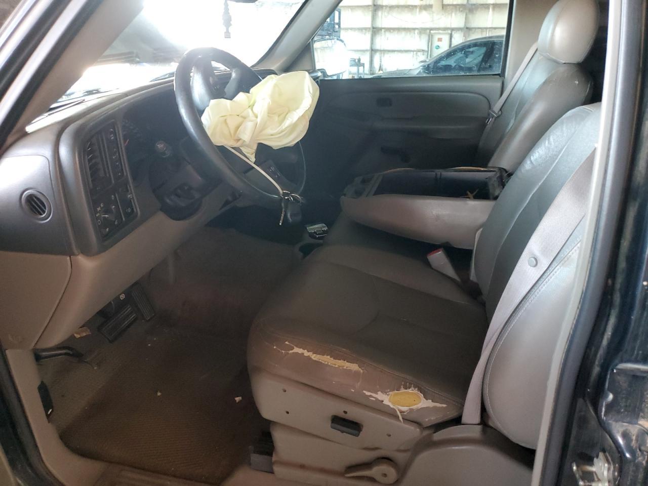 2005 CHEVROLET Suburban