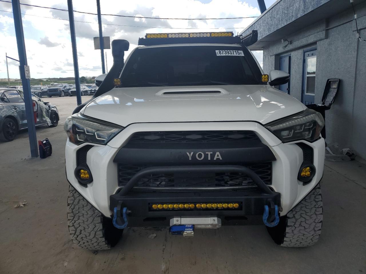 2021 TOYOTA 4Runner