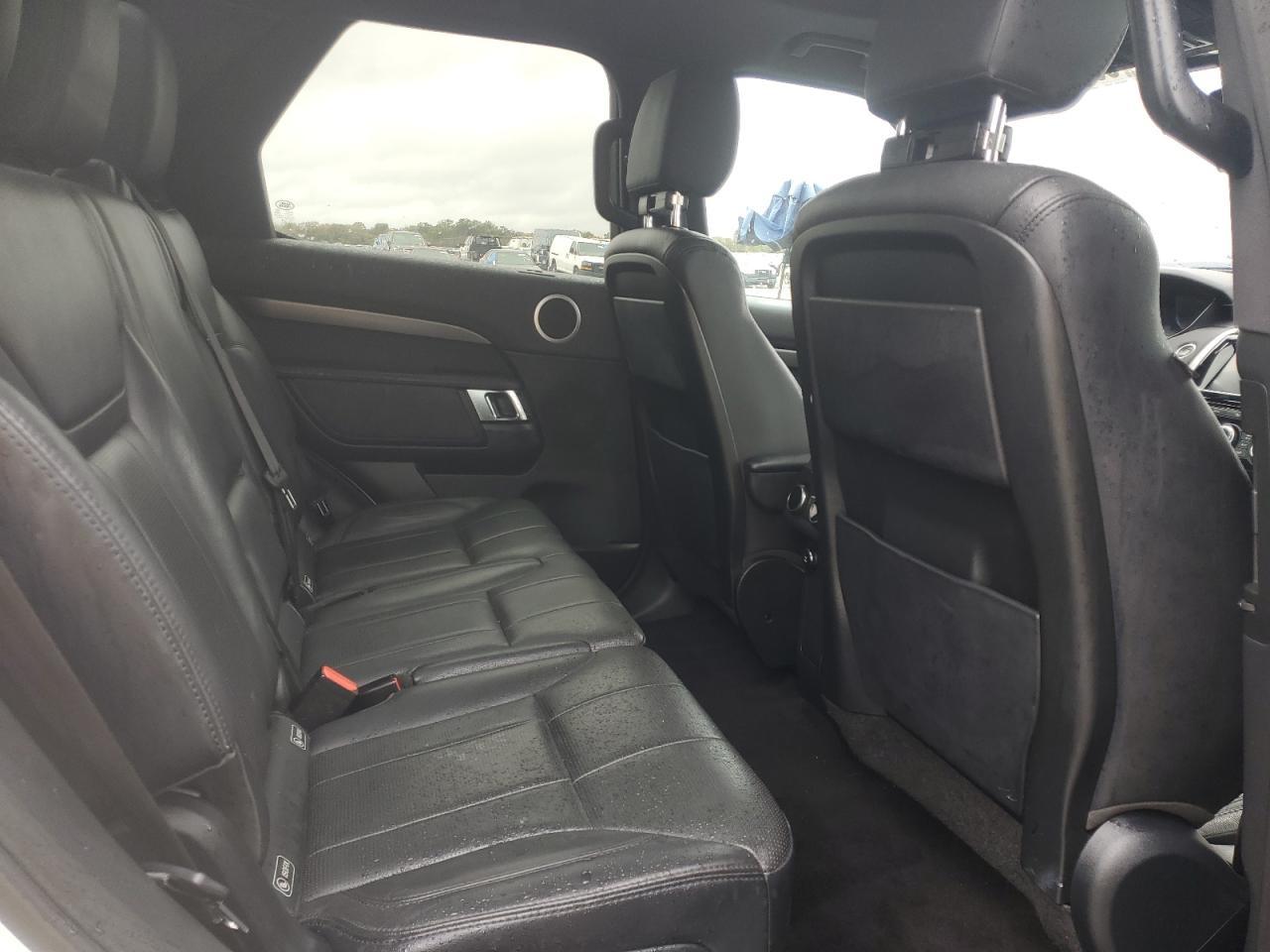 2019 LAND ROVER Discovery