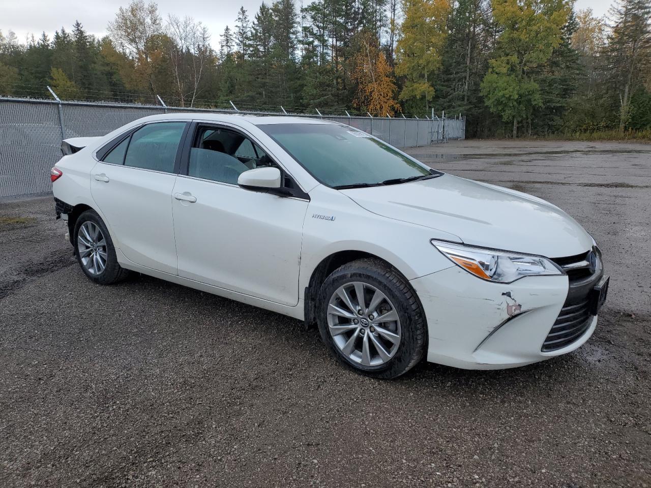 2017 TOYOTA CAMRY
