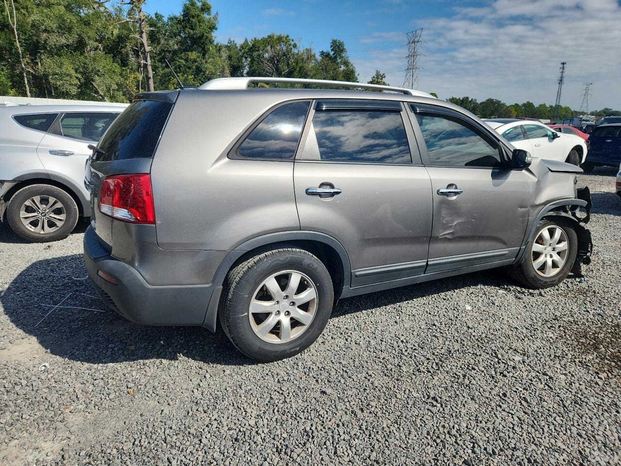 2011 KIA SORENTO