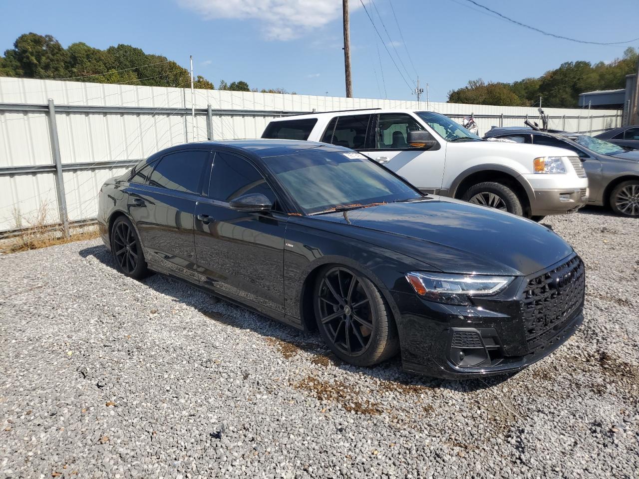 2022 AUDI A8