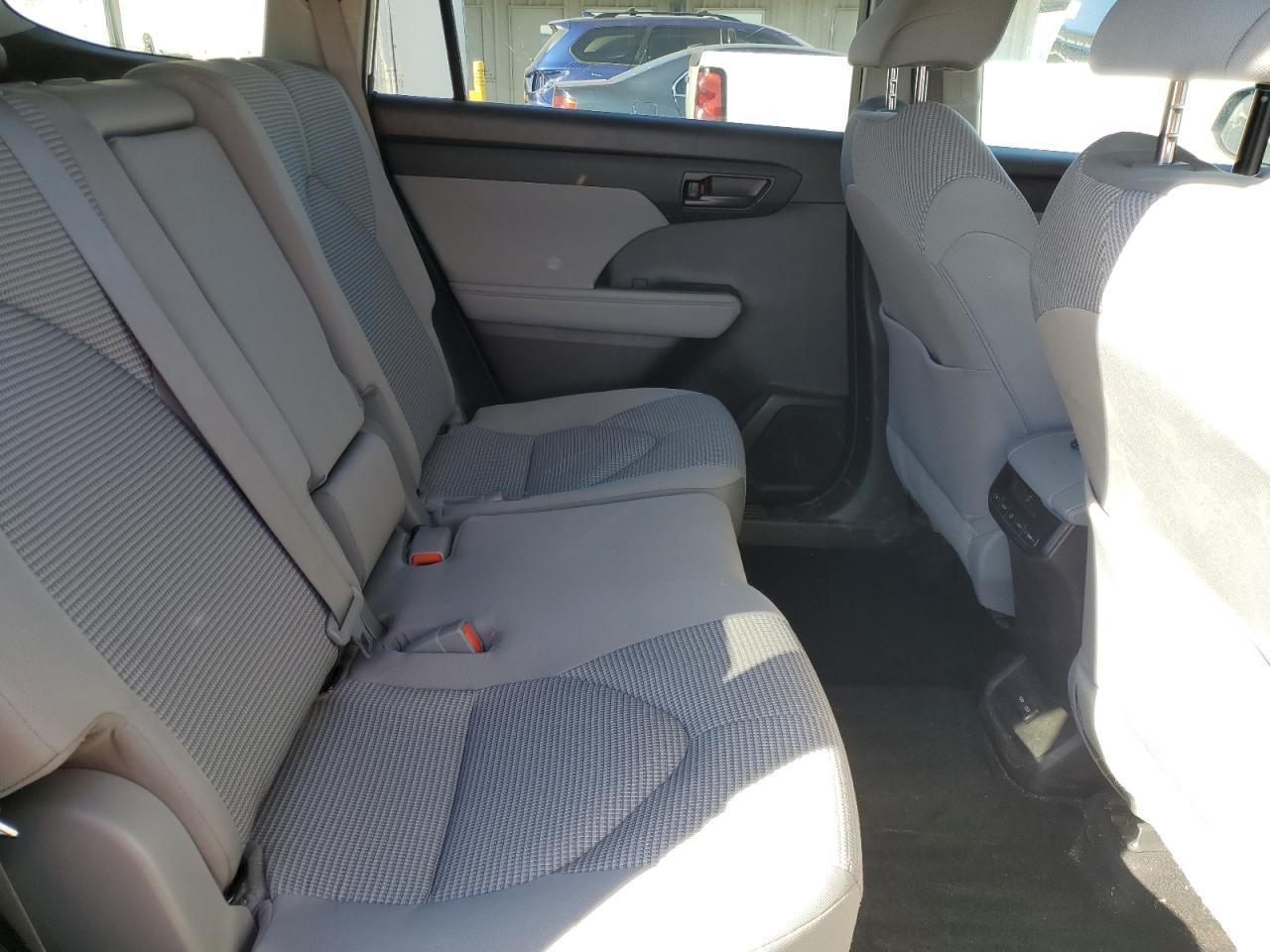 2022 TOYOTA HIGHLANDER
