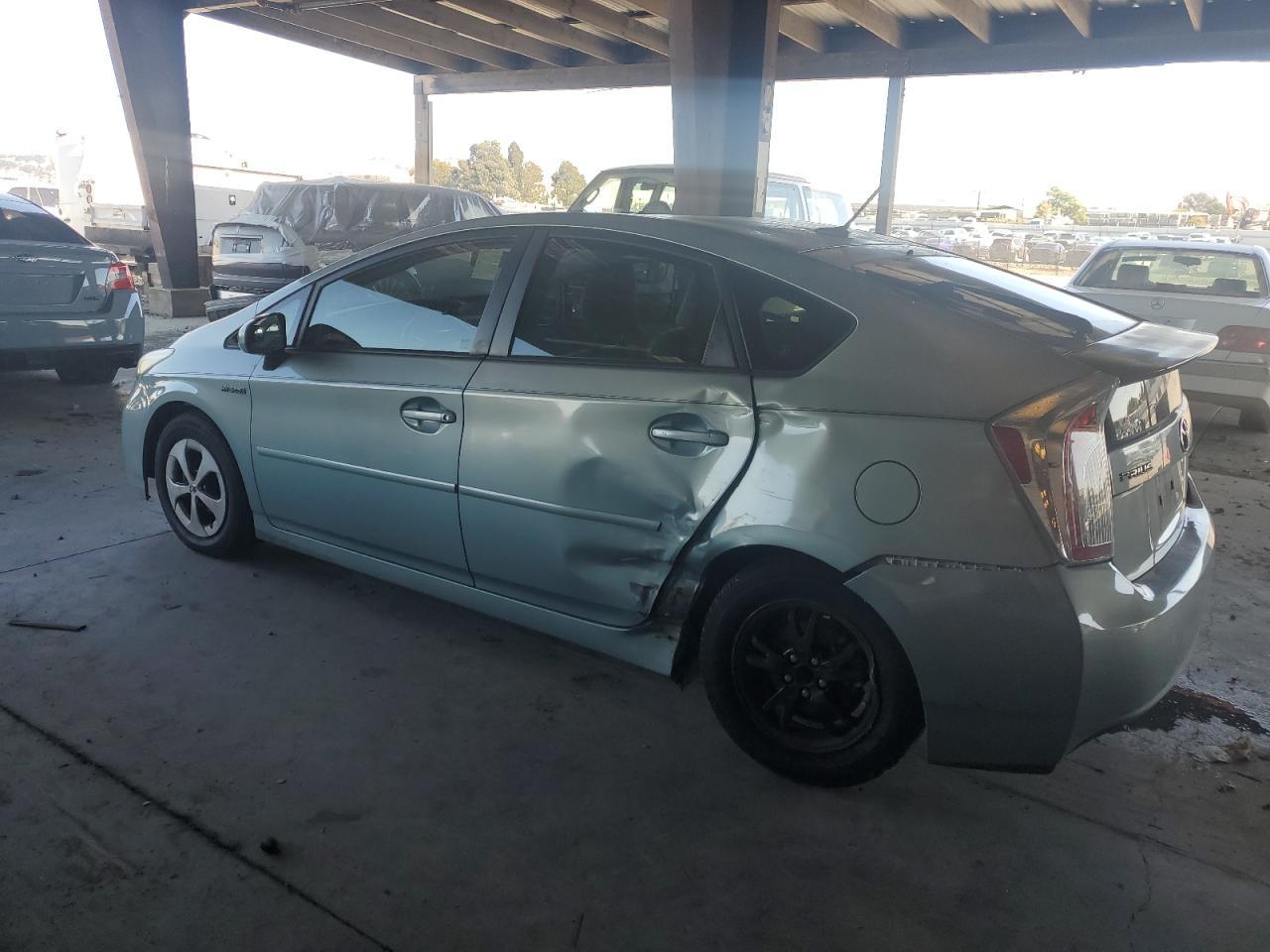 2015 TOYOTA PRIUS