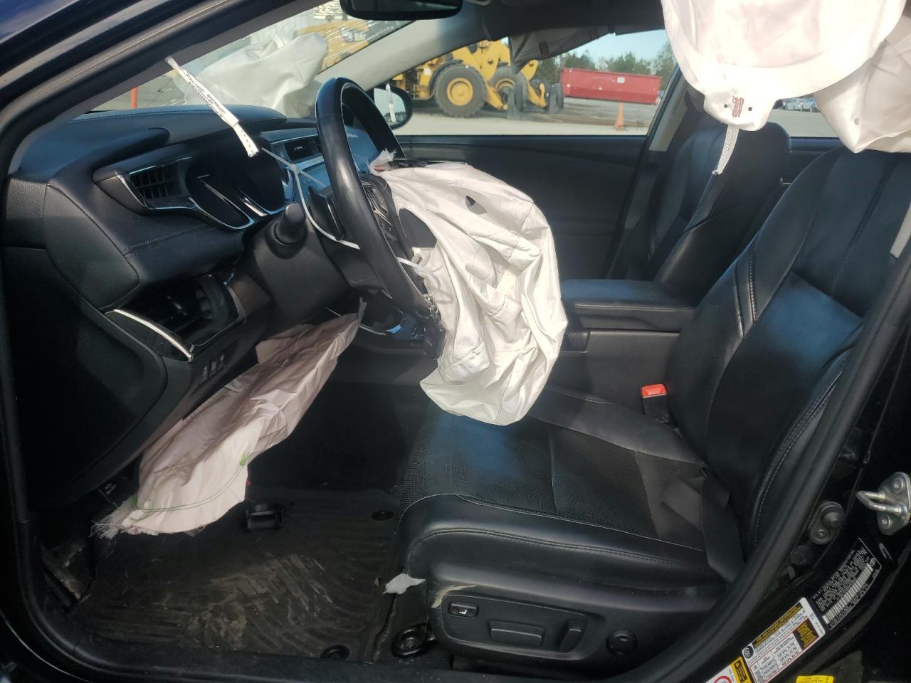 2013 TOYOTA Avalon