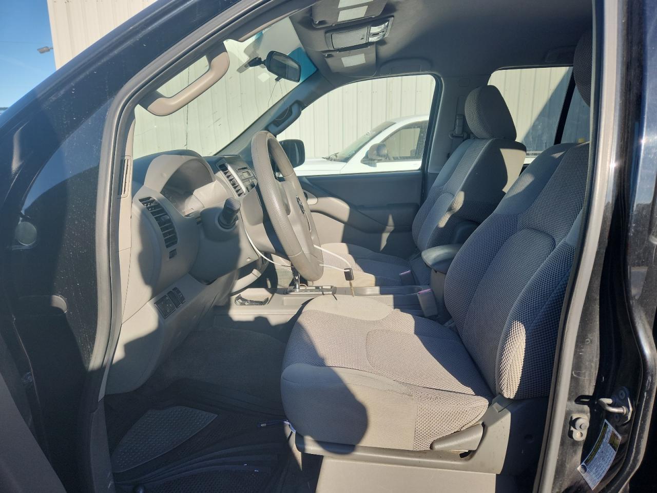 2012 NISSAN Frontier
