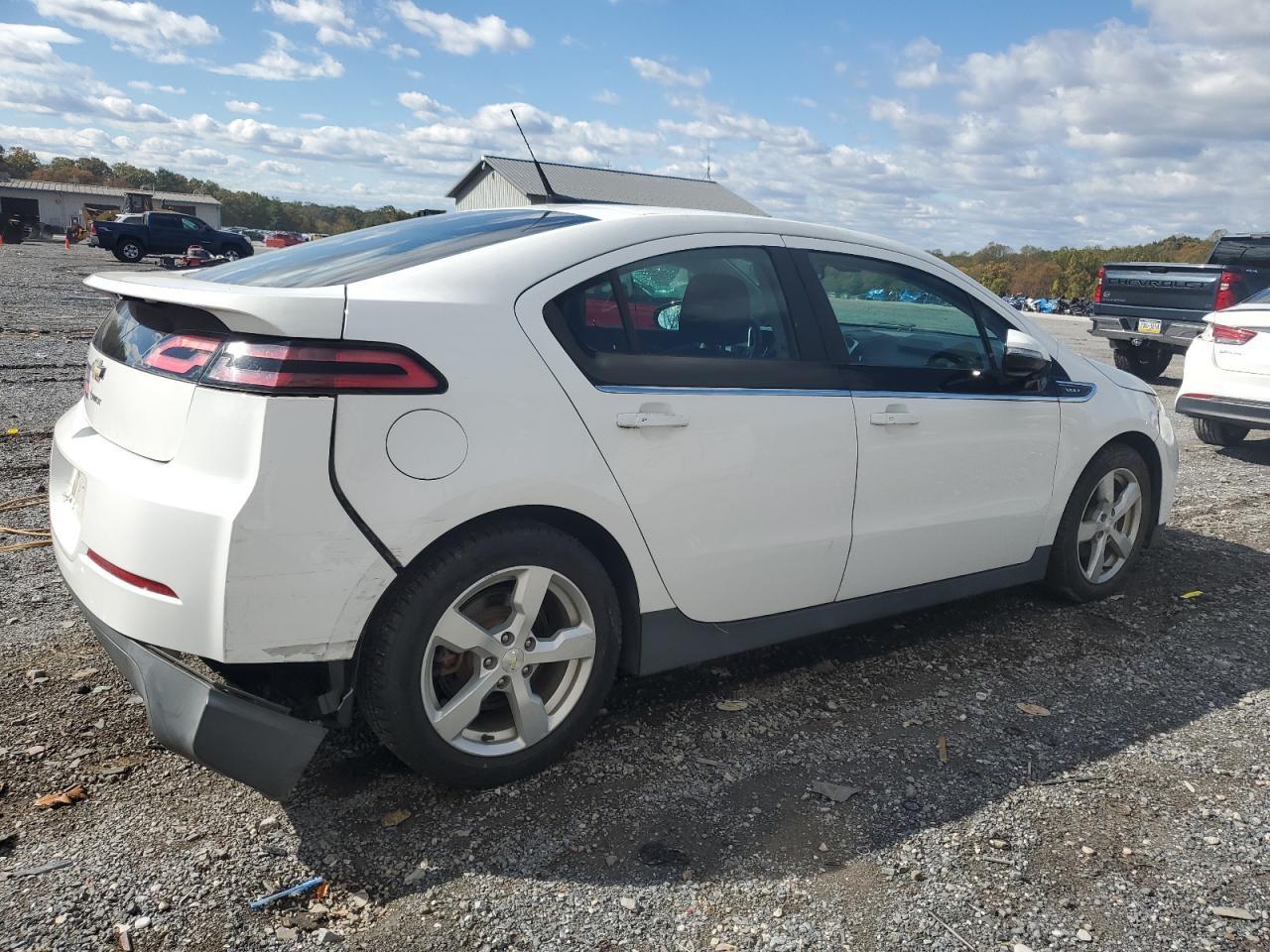2013 CHEVROLET VOLT