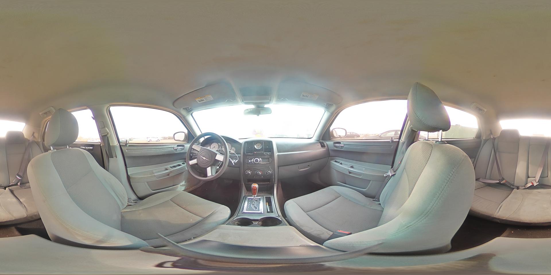 2005 CHRYSLER 300