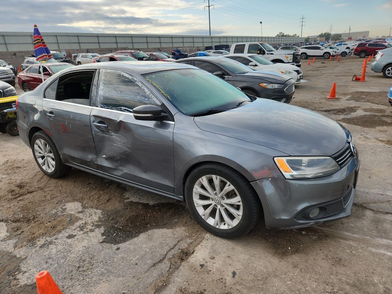 2012 VOLKSWAGEN JETTA