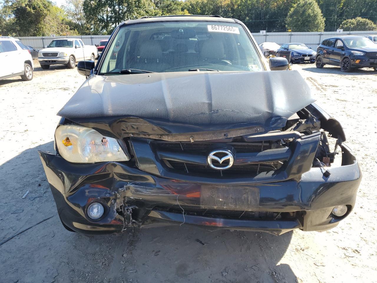 2005 MAZDA Tribute
