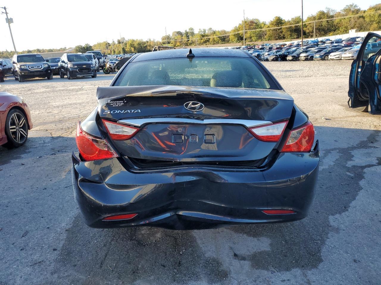2011 HYUNDAI SONATA