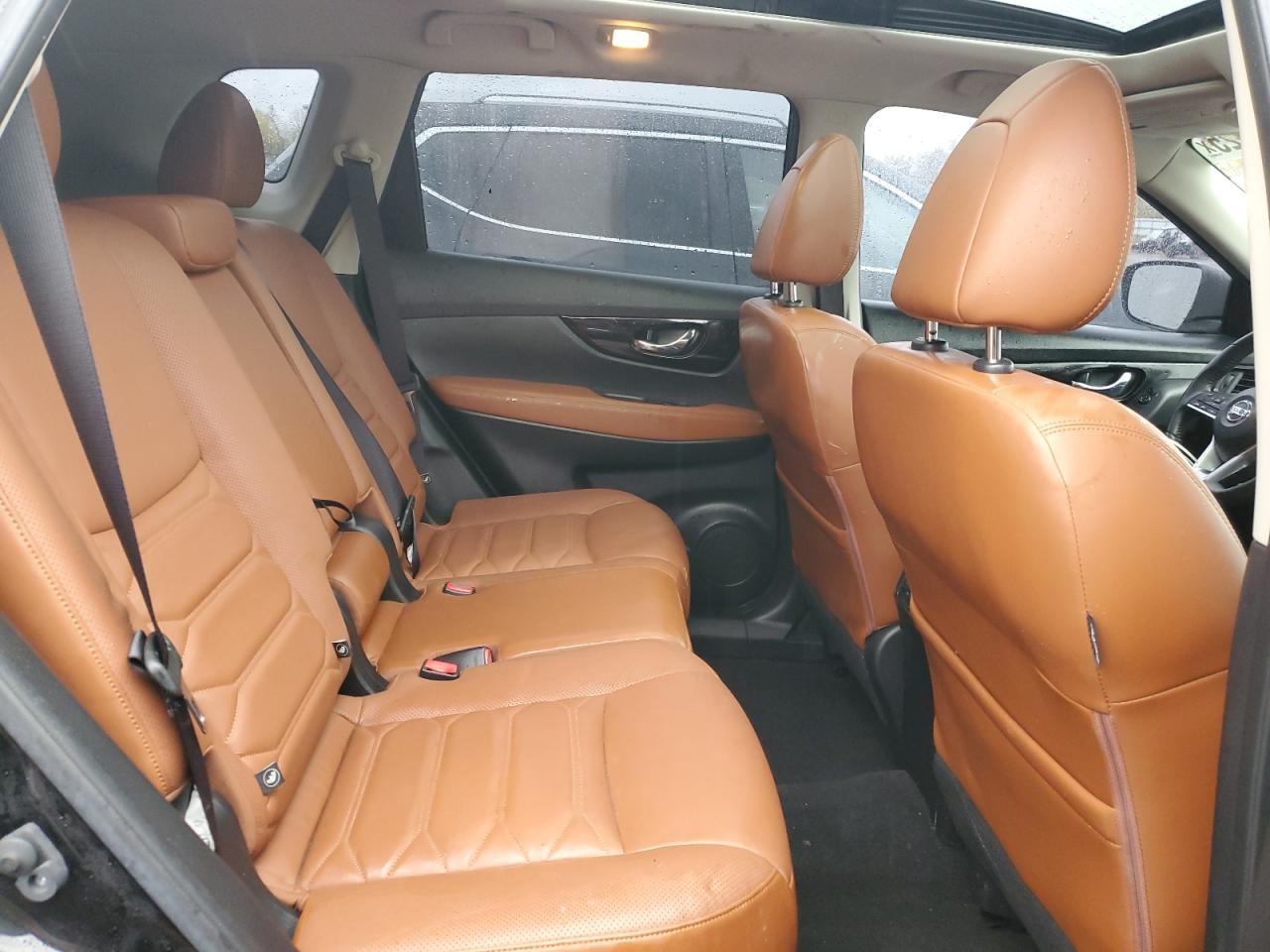 2018 NISSAN ROGUE