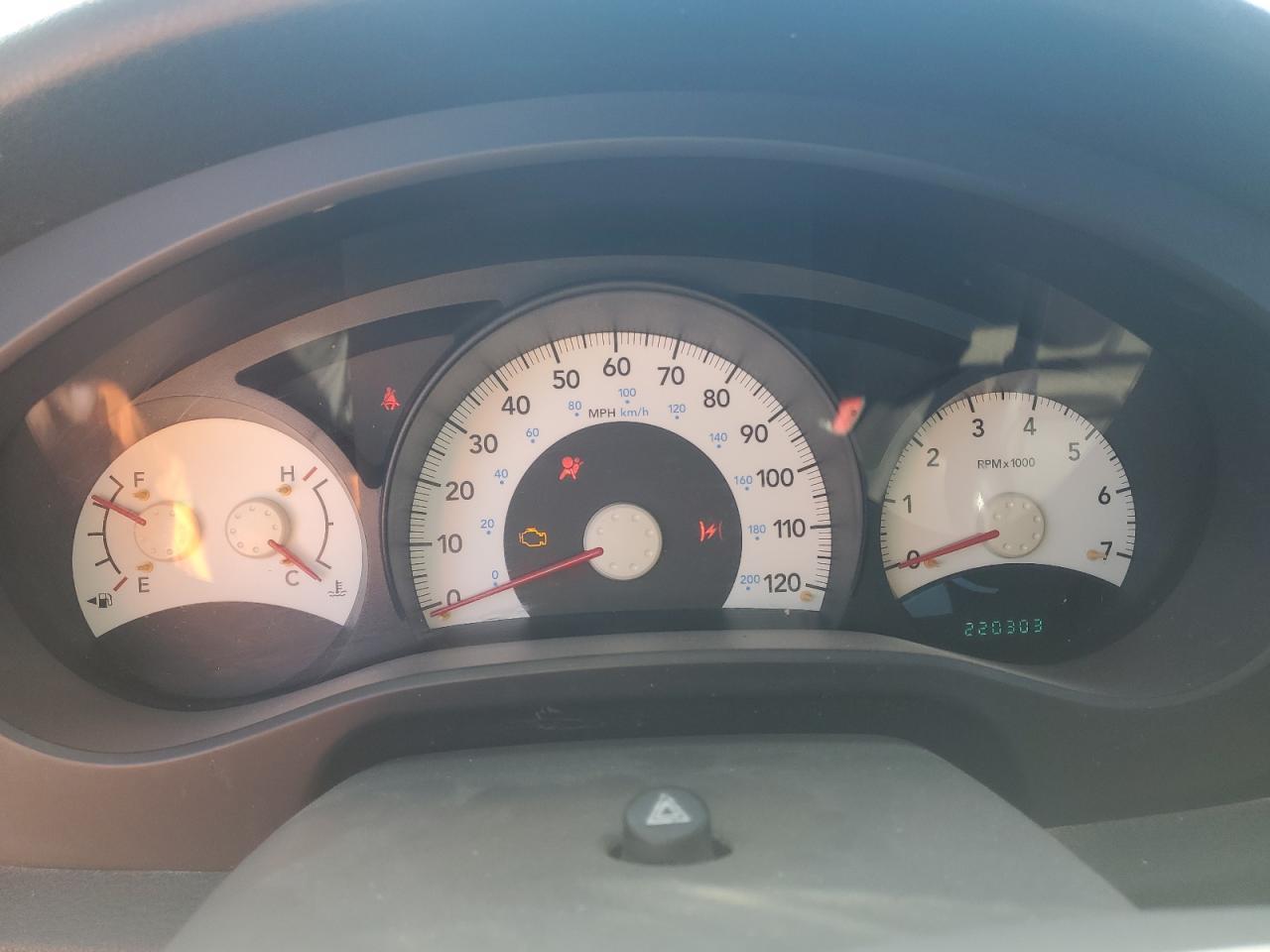 2007 MITSUBISHI Raider