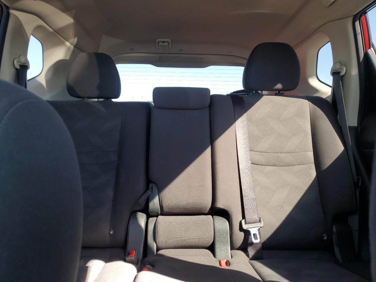 2016 NISSAN ROGUE
