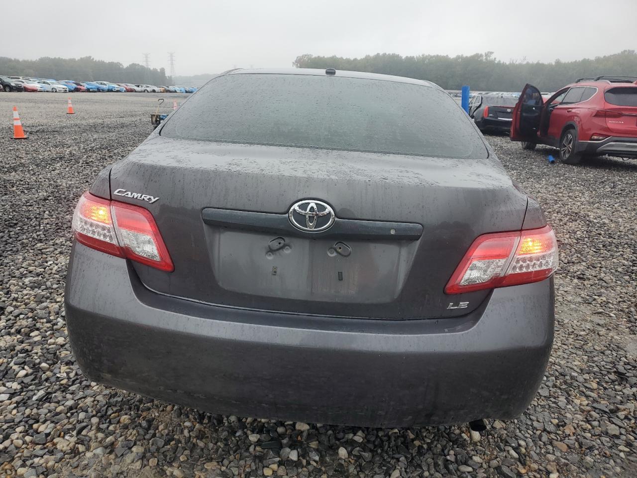 2011 TOYOTA CAMRY