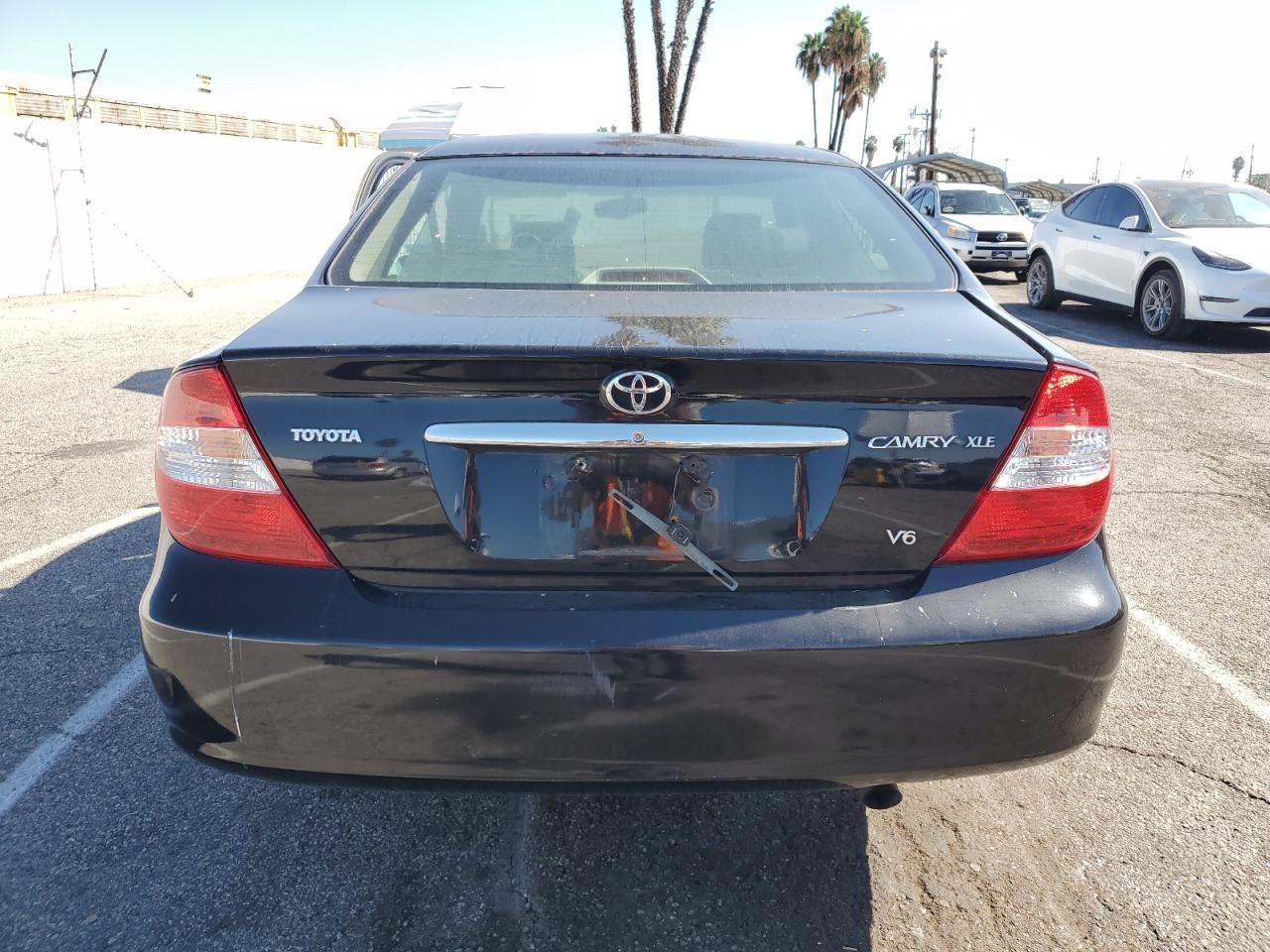 2002 TOYOTA CAMRY