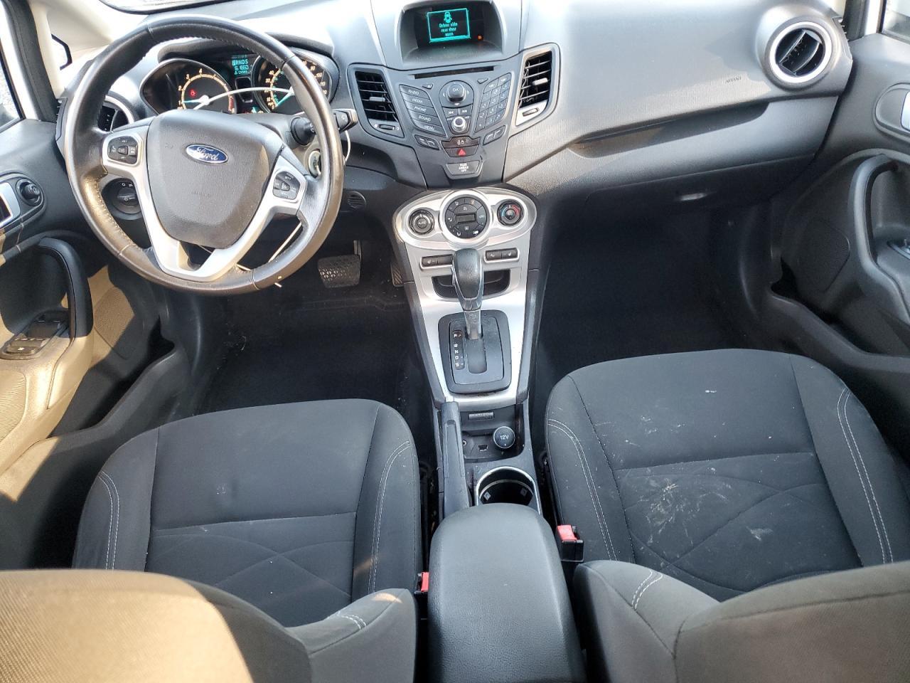 2014 FORD Fiesta
